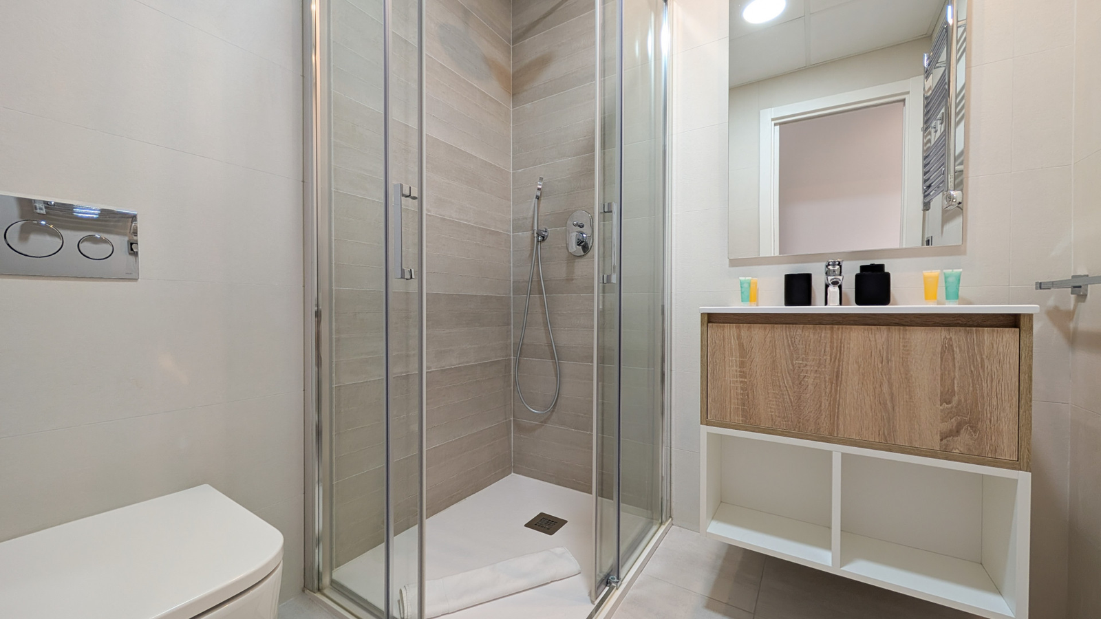 photo of Apartments on Av. de Uruguay, 2, 03502 Benidorm, Alicante, Spain