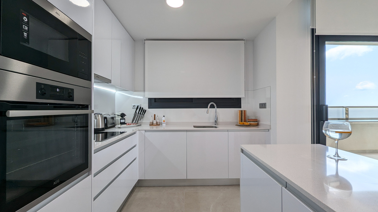 photo of Apartments on Av. de la Armada Española, 23, 03502 Benidorm, Alicante, Spain