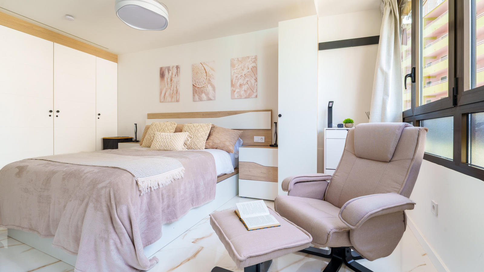 photo of Apartments on Calle de Bruselas, 9, 03503 Benidorm, Alicante, Spain