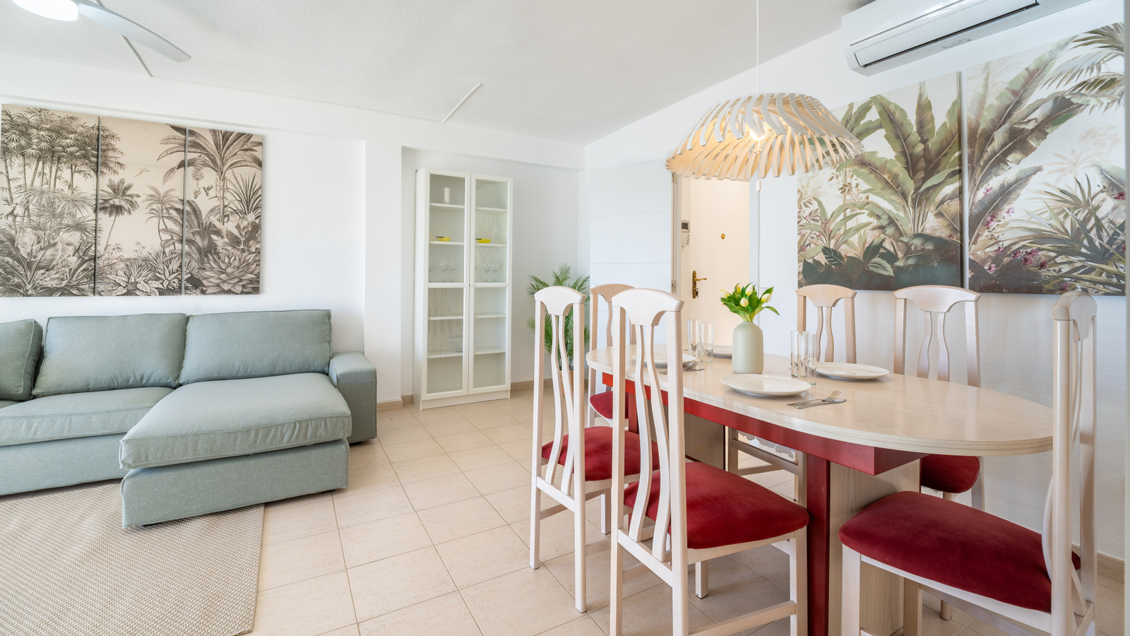 photo of Apartments on Av. de la Armada Española, 17, 03502 Benidorm, Alicante, Spain