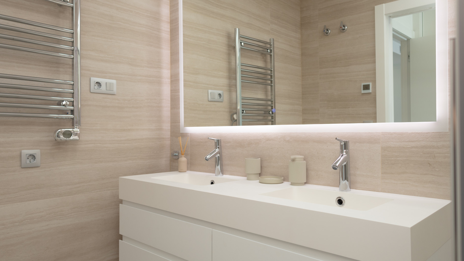 photo of Apartments on C. Brasil, 1, 03502 Benidorm, Alicante, Spain