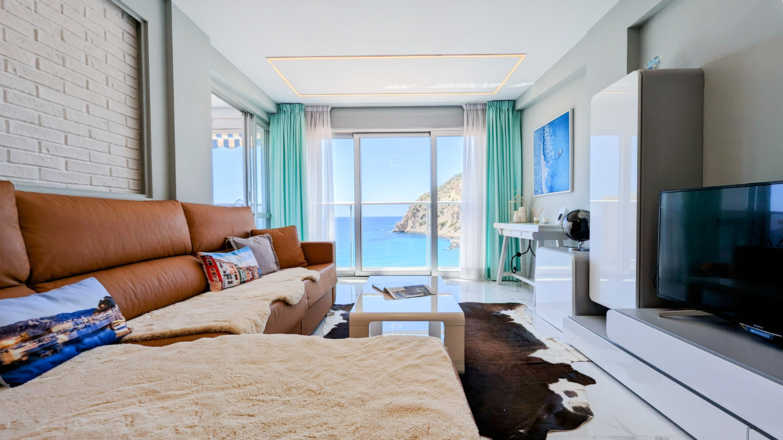photo of Apartments on Pg. del Mar, 8, 03509 Benidorm, Alicante, Spain