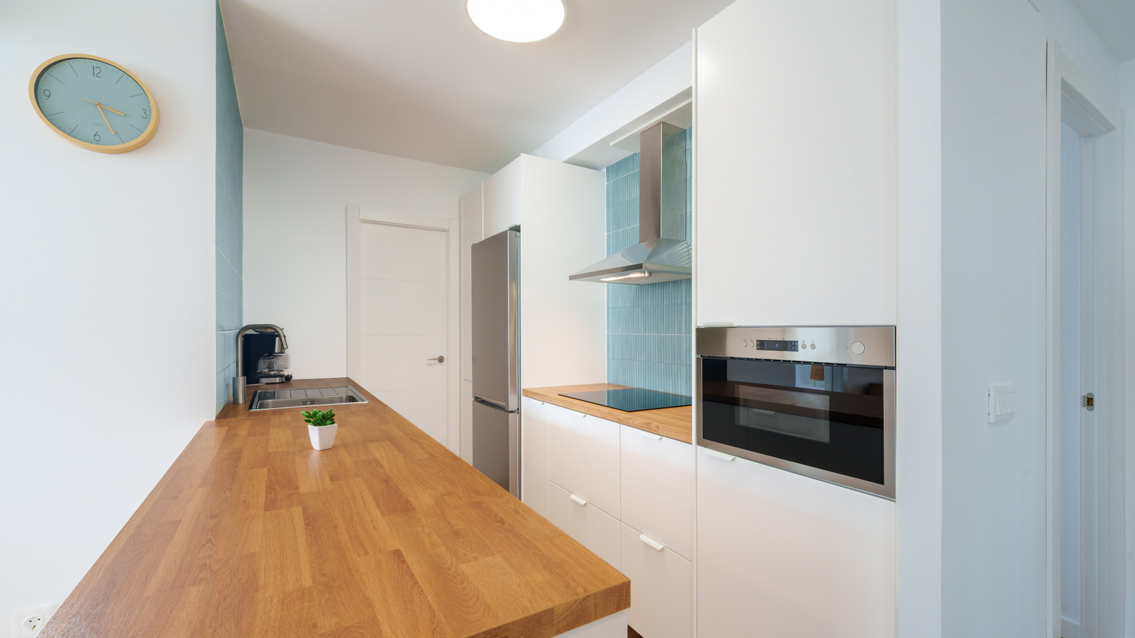 photo of Apartments on Av. del Mediterráneo, 43, 03503 Benidorm, Alicante, Spain