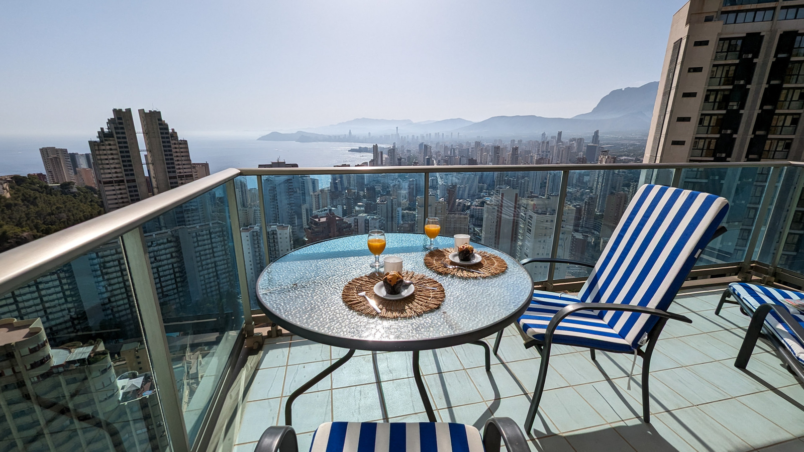 photo of Apartments on Torre Lúgano, C. de Viena, 8, 03503 Benidorm, Alicante, Spain