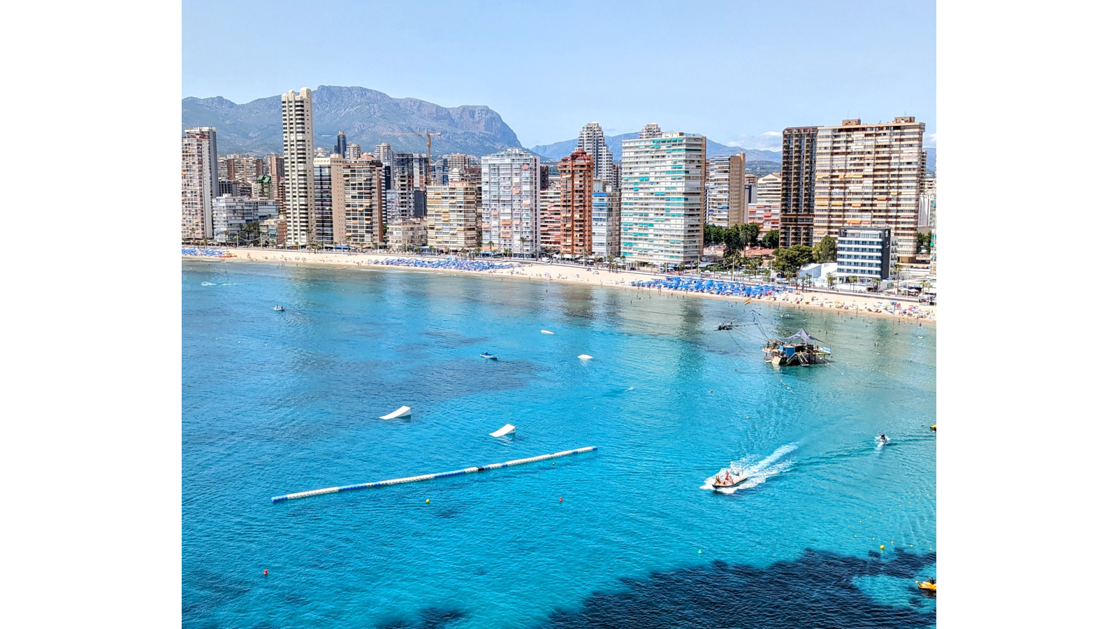 photo of Apartments on C. Alcalde Manuel Catalán Chana, 13A, 03503 Benidorm, Alicante, Spain