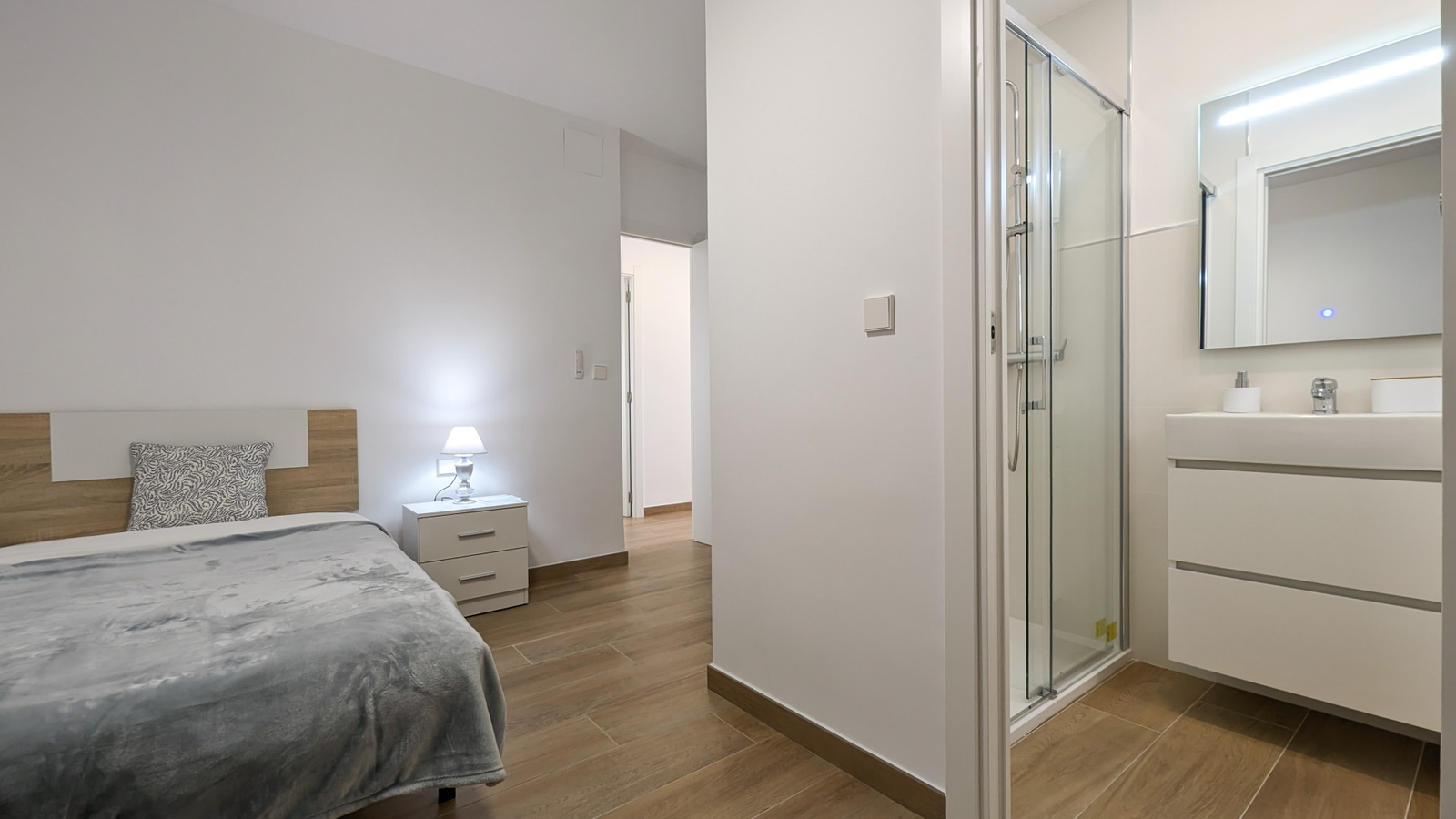 photo of Apartments on Av. Vicente Llorca Alós, 34, 03502 Benidorm, Alicante, Spain
