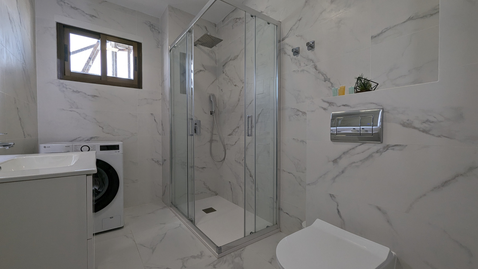 photo of Apartments on Av. de Madrid, 5, 03503 Benidorm, Alicante, Spain