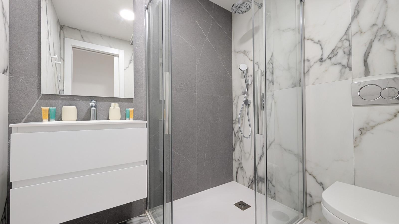 photo of Apartments on C. Brasil, 1, 03502 Benidorm, Alicante, Spain