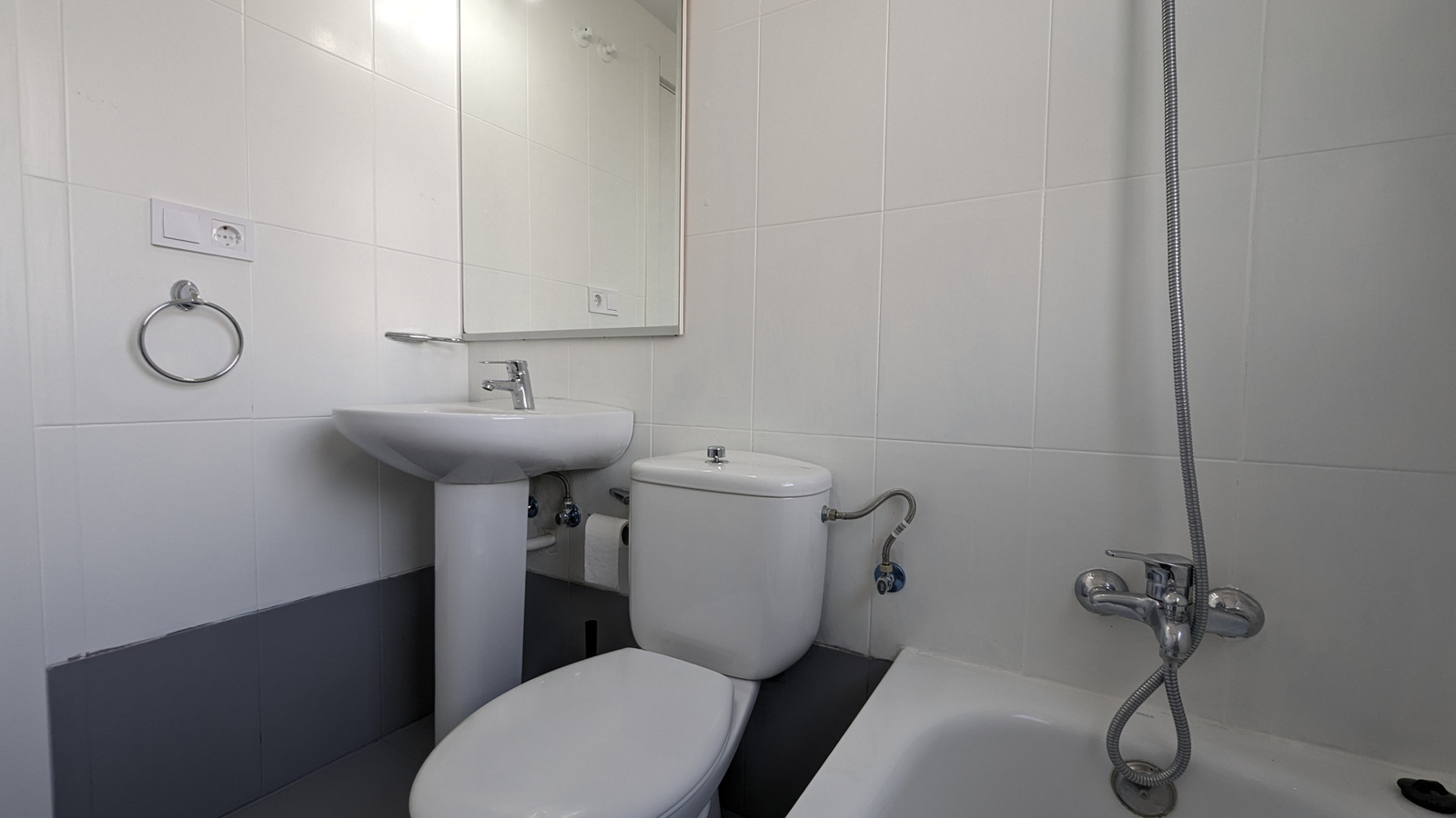 photo of Apartments on Carrer de Dénia, 15, 03502 Benidorm, Alicante, Spain
