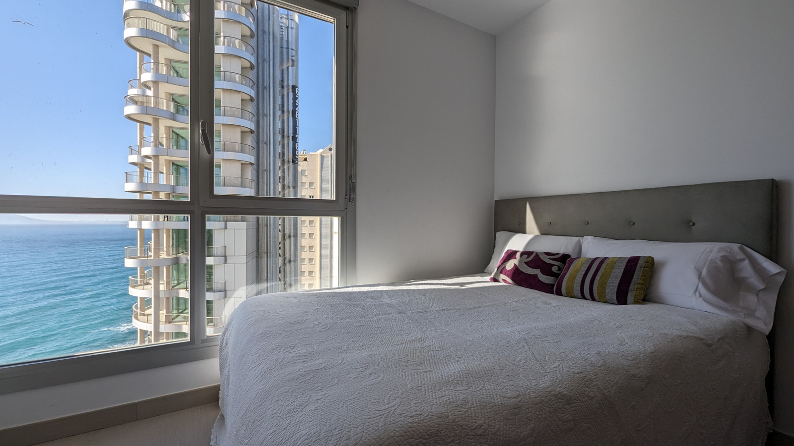 photo of Apartments on P.º Maritimo Playa del Bol, 59, 03710 Calpe, Alicante, Spain