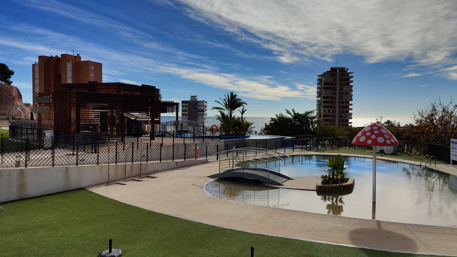 photo of Villa or house on Avenida la Villajoyosa, 12A, 03502 Benidorm, Alicante, Spain
