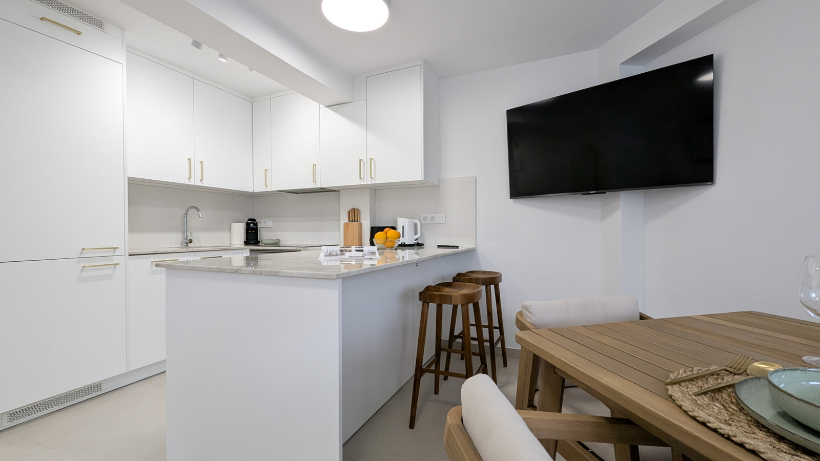 photo of Apartments on Av. Vicente Llorca Alós, 9, 03502 Benidorm, Alicante, Spain