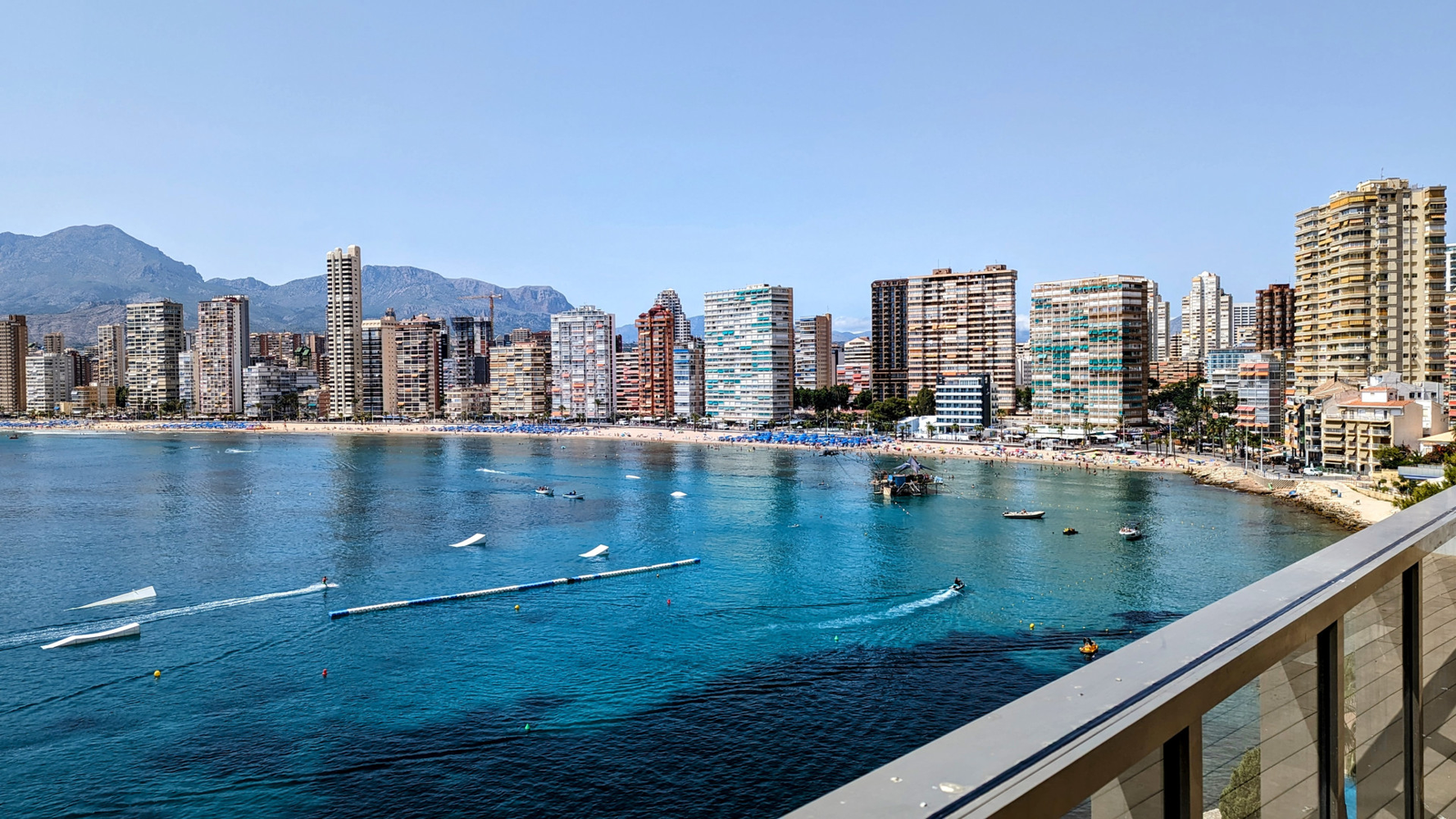 photo of Apartments on C. Alcalde Manuel Catalán Chana, 13A, 03503 Benidorm, Alicante, Spain