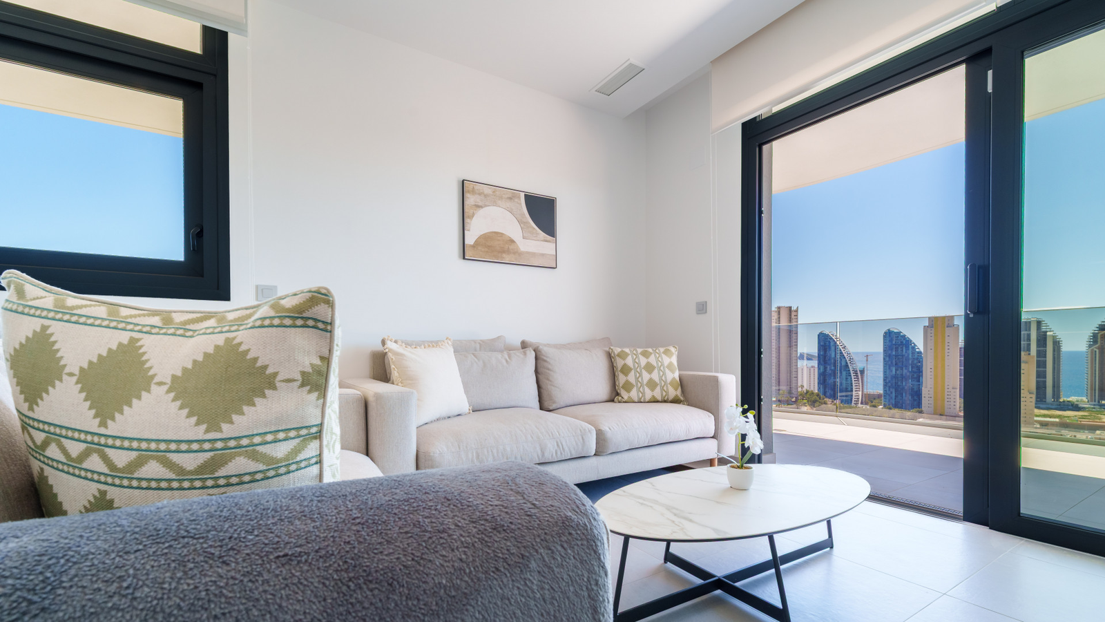photo of Apartments on Calle Pdte. Adolfo Suárez, 14, 03502 Benidorm, Alicante, Spain