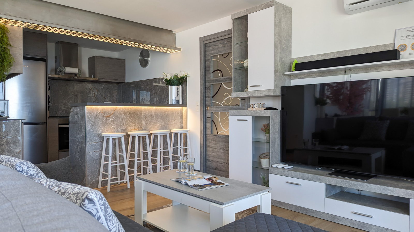 photo of Apartments on Av. Ametlla de Mar, 1, 03503 Benidorm, Alicante, Spain