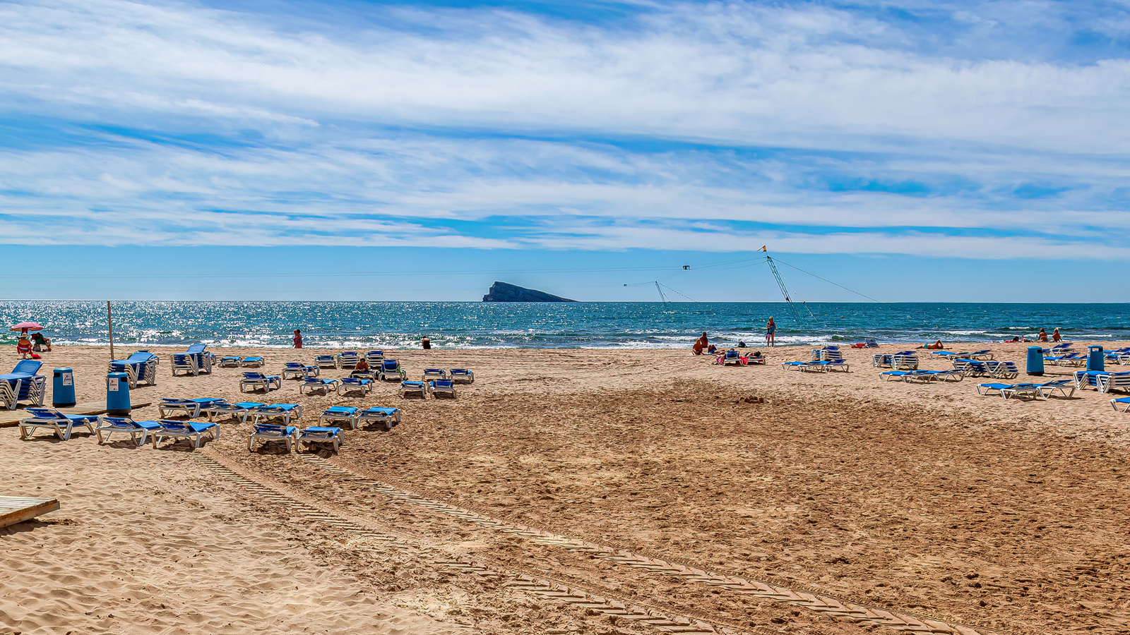 photo of Apartments on Playa de Levante, C. Gerona, 30, 03503 Benidorm, Alicante, Spain