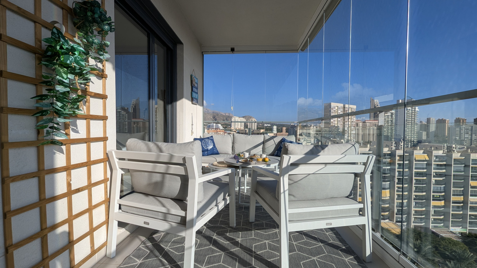 photo of Villa or house on Carrer Marinada, 1 bis, 03570 Benidorm, Alicante, Spain