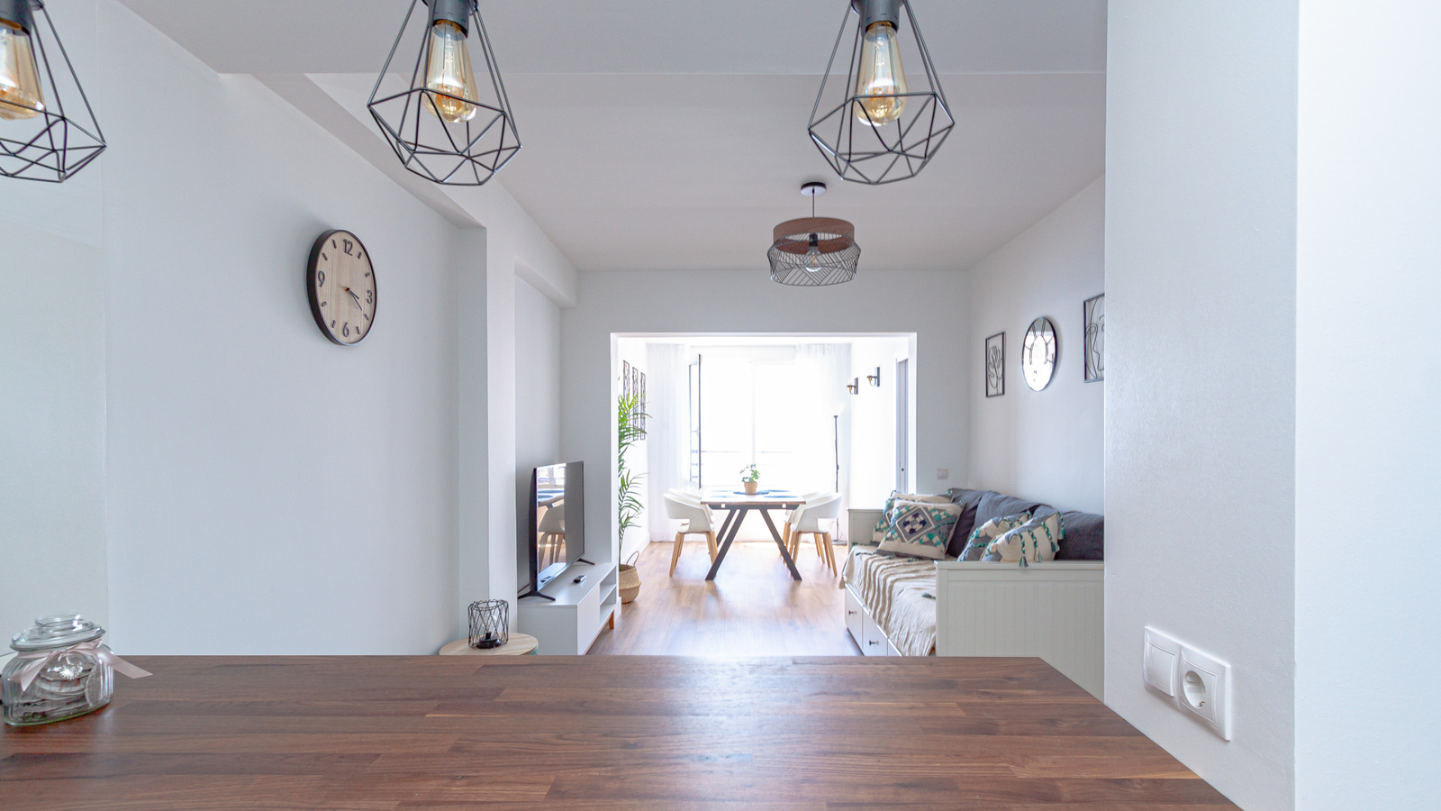 photo of Apartments on C. de Bonn, 4, 03503 Benidorm, Alicante, Spain