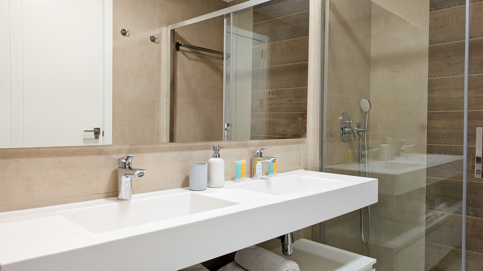 photo of Apartments on Av. República Argentina, 3, 03502 Benidorm, Alicante, Spain