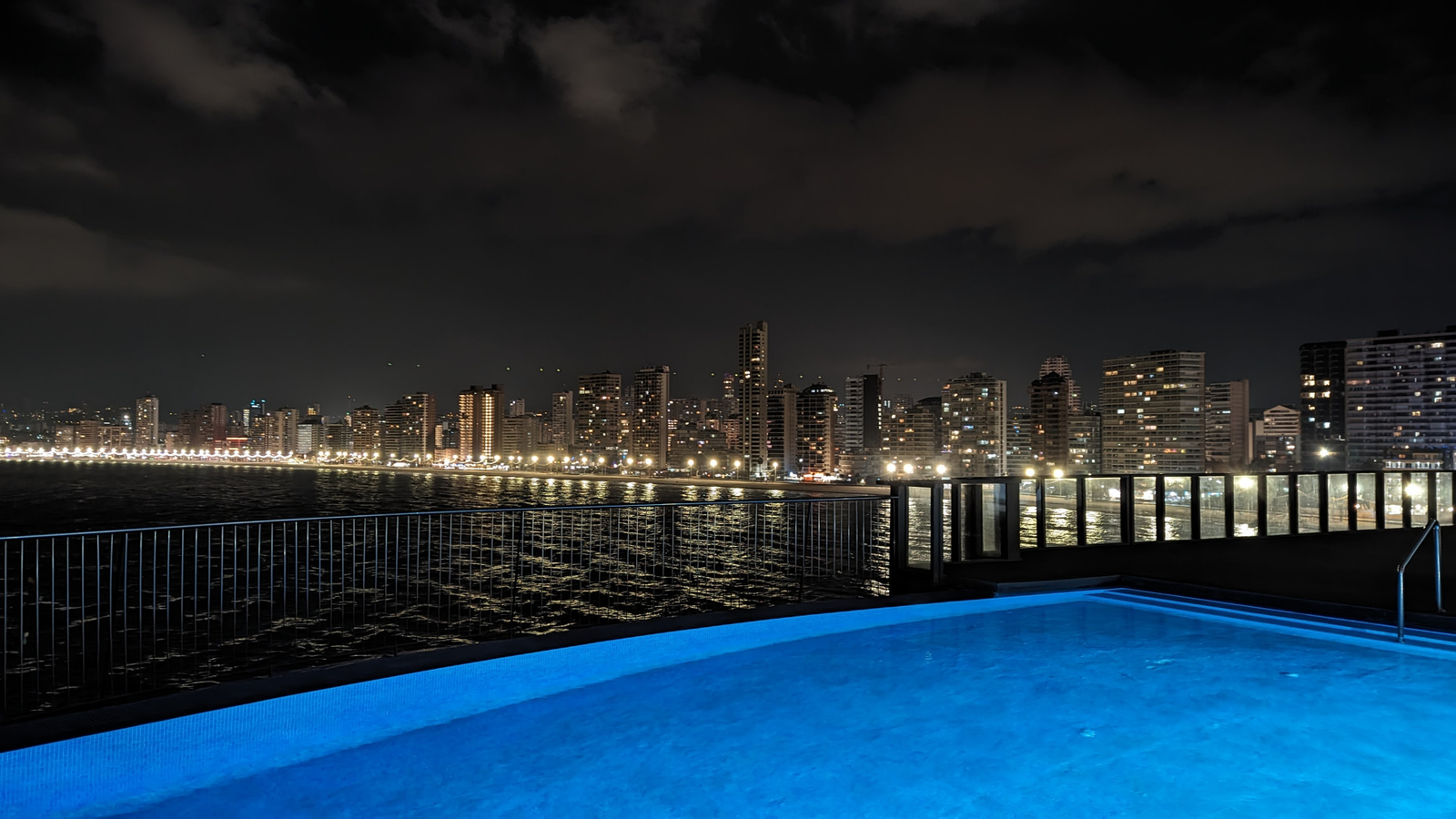 photo of Apartments on C. Alcalde Manuel Catalán Chana, 13A, 03503 Benidorm, Alicante, Spain