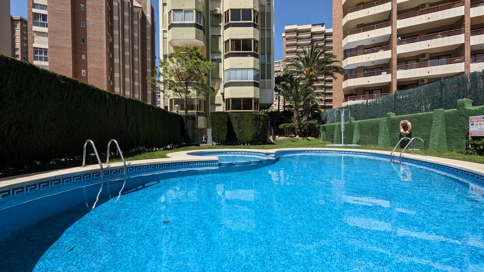 photo of Apartments on Playa de Levante, C. Gerona, 30, 03503 Benidorm, Alicante, Spain