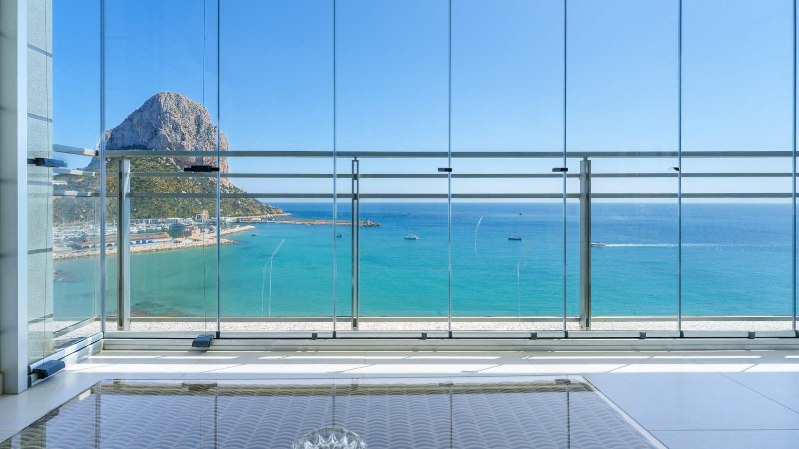 photo of Apartments on C. Portugal, 5, 03710 Calpe, Alicante, Spain