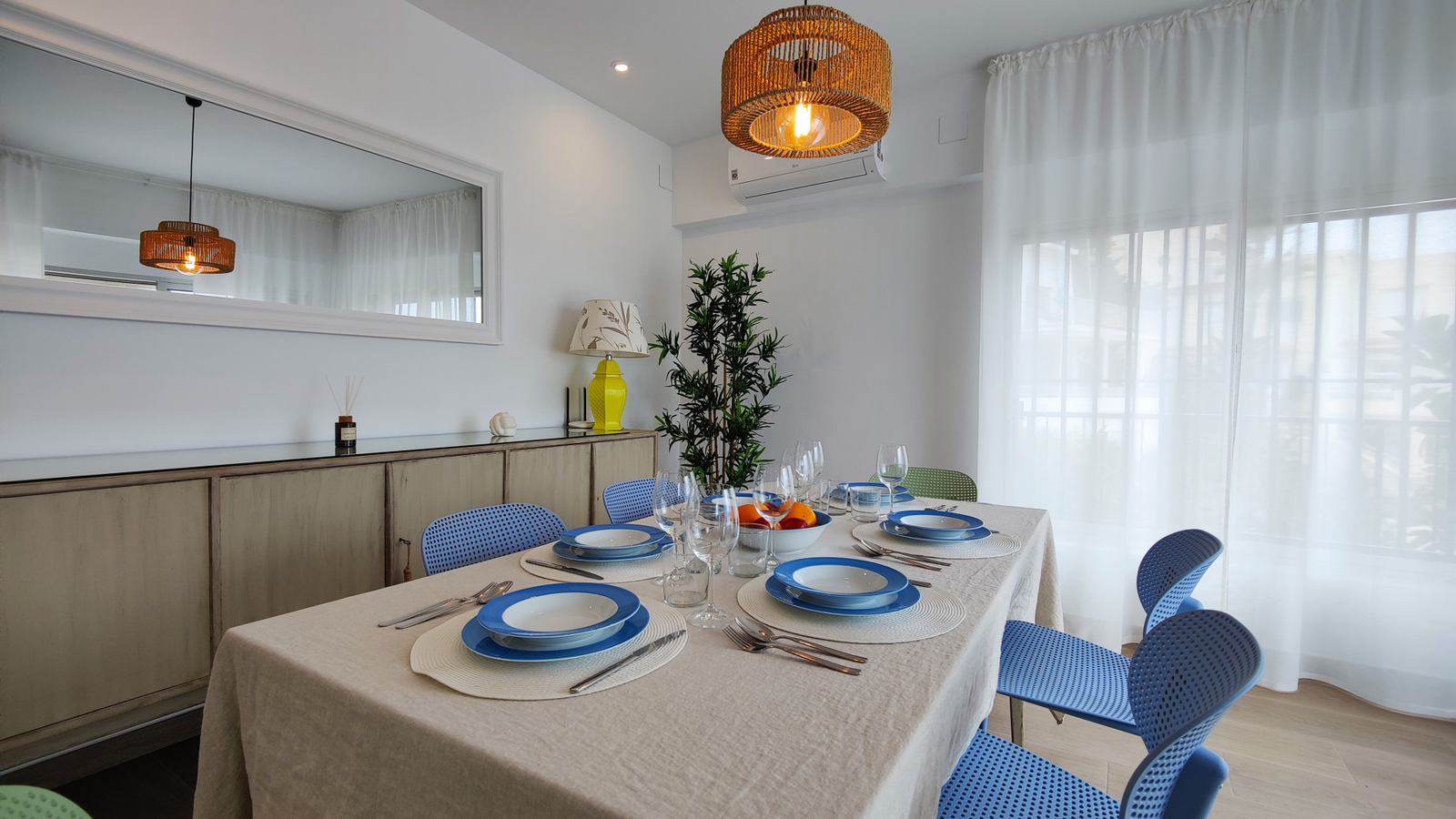 photo of Villa or house on Av. Vicente Llorca Alós, 34, 03502 Benidorm, Alicante, Spain