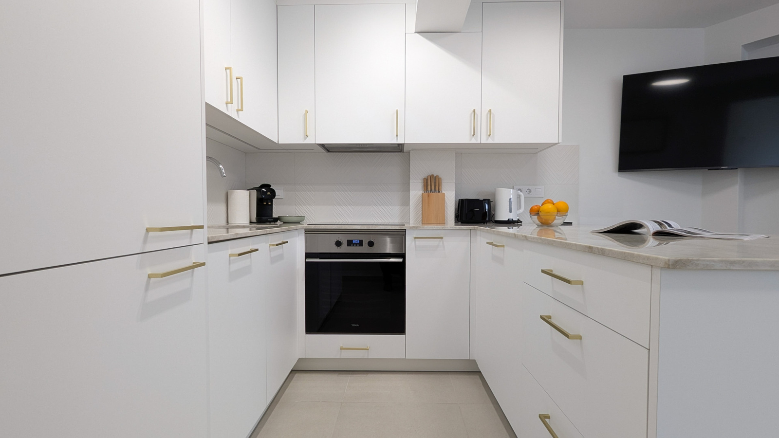 photo of Apartments on Av. Vicente Llorca Alós, 9, 03502 Benidorm, Alicante, Spain