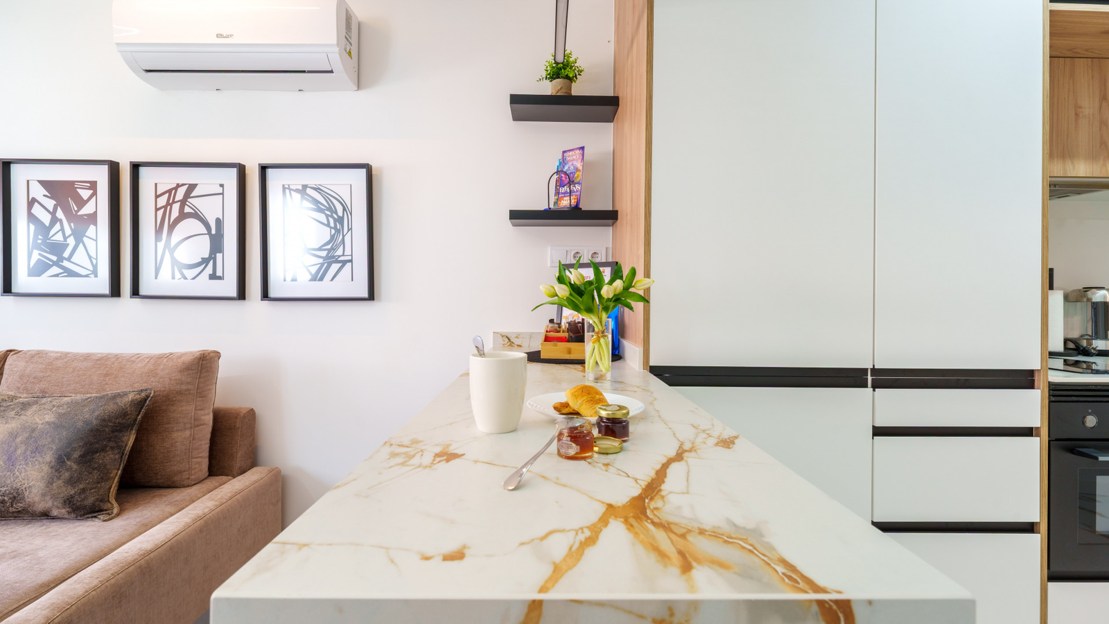 photo of Apartments on Calle de Bruselas, 9, 03503 Benidorm, Alicante, Spain