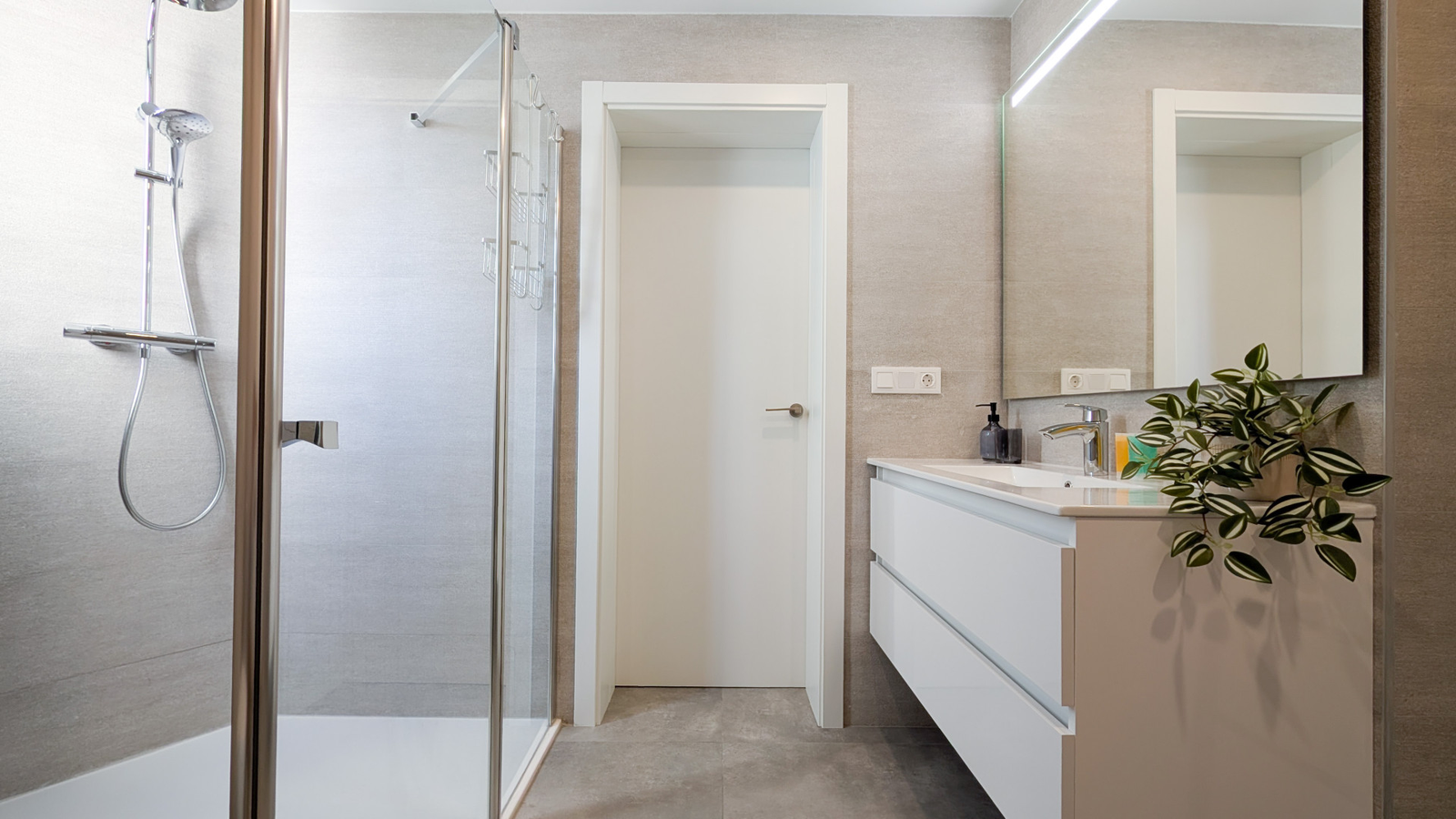 photo of Apartments on Av. Moralet, 10, 03502 Benidorm, Alicante, Spain