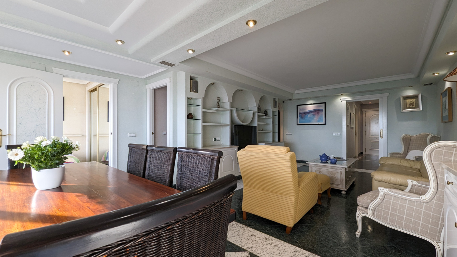 photo of Apartments on Avinguda de la Vila Joiosa, 28, 03502 Benidorm, Alicante, Spain