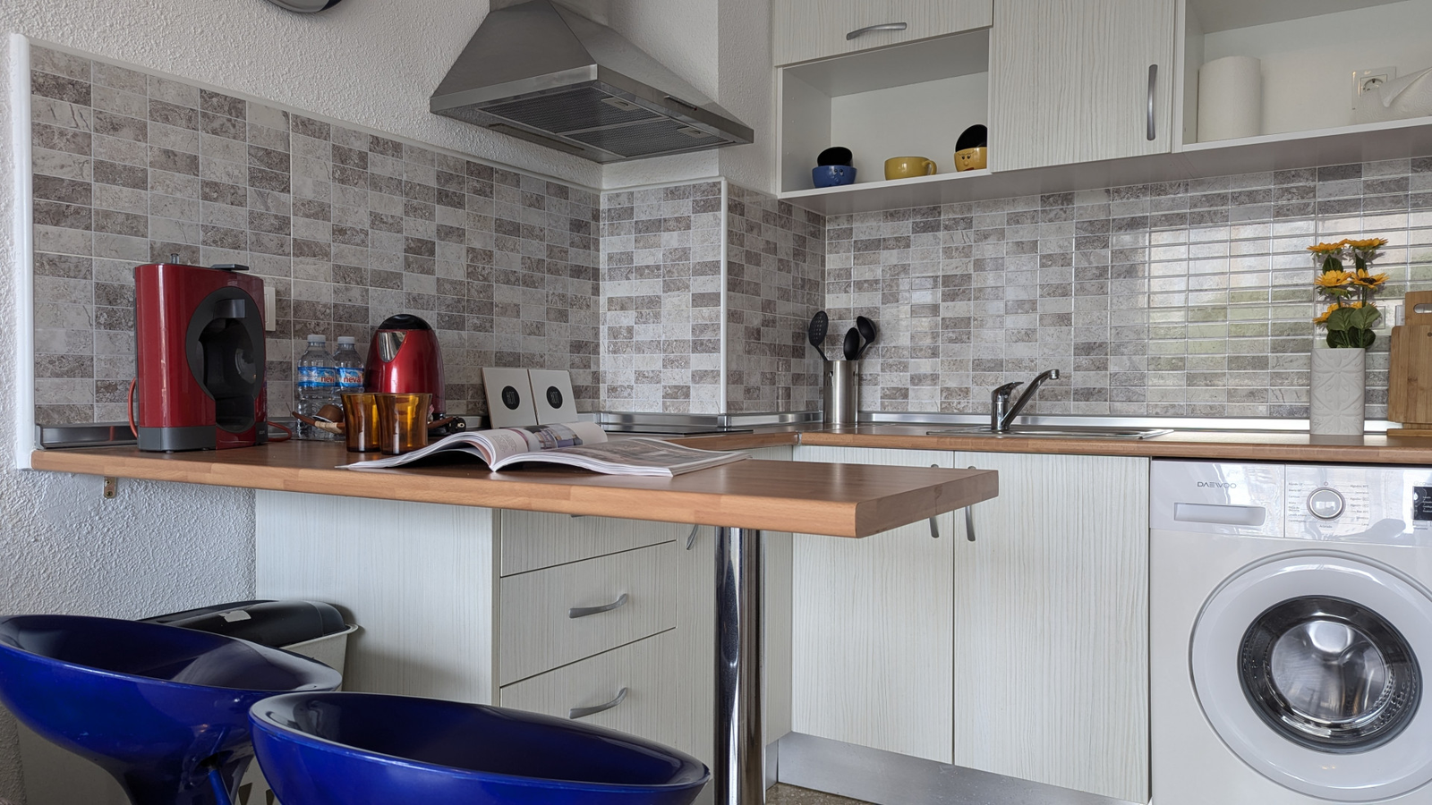 photo of Apartments on Av. de Xixo, 3, 03502 Benidorm, Alicante, Spain