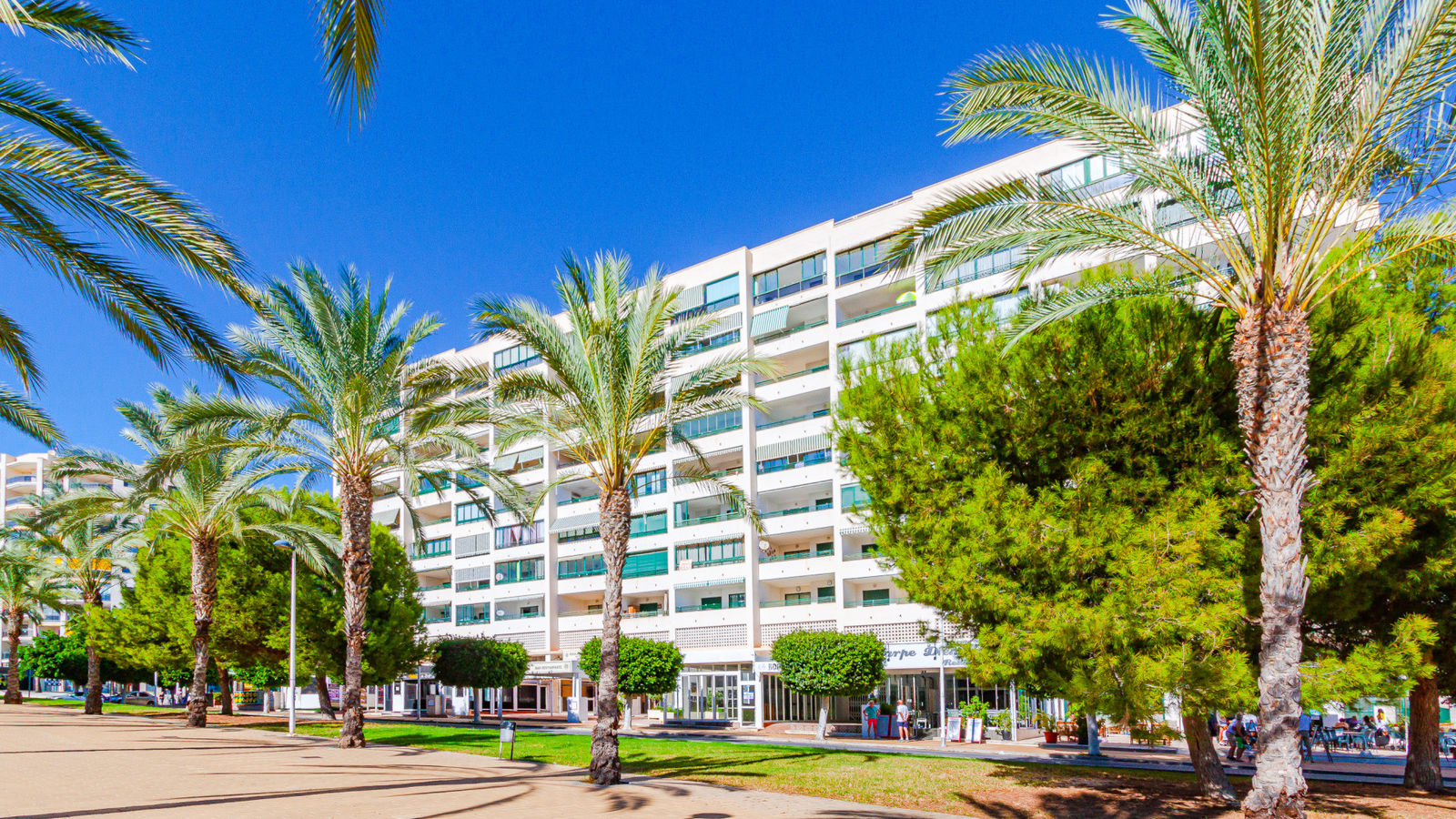 photo of Villa or house on Avinguda dels Mariners de la Vila Joiosa, 16, 03570 La Vila Joiosa, Alicante, Spain