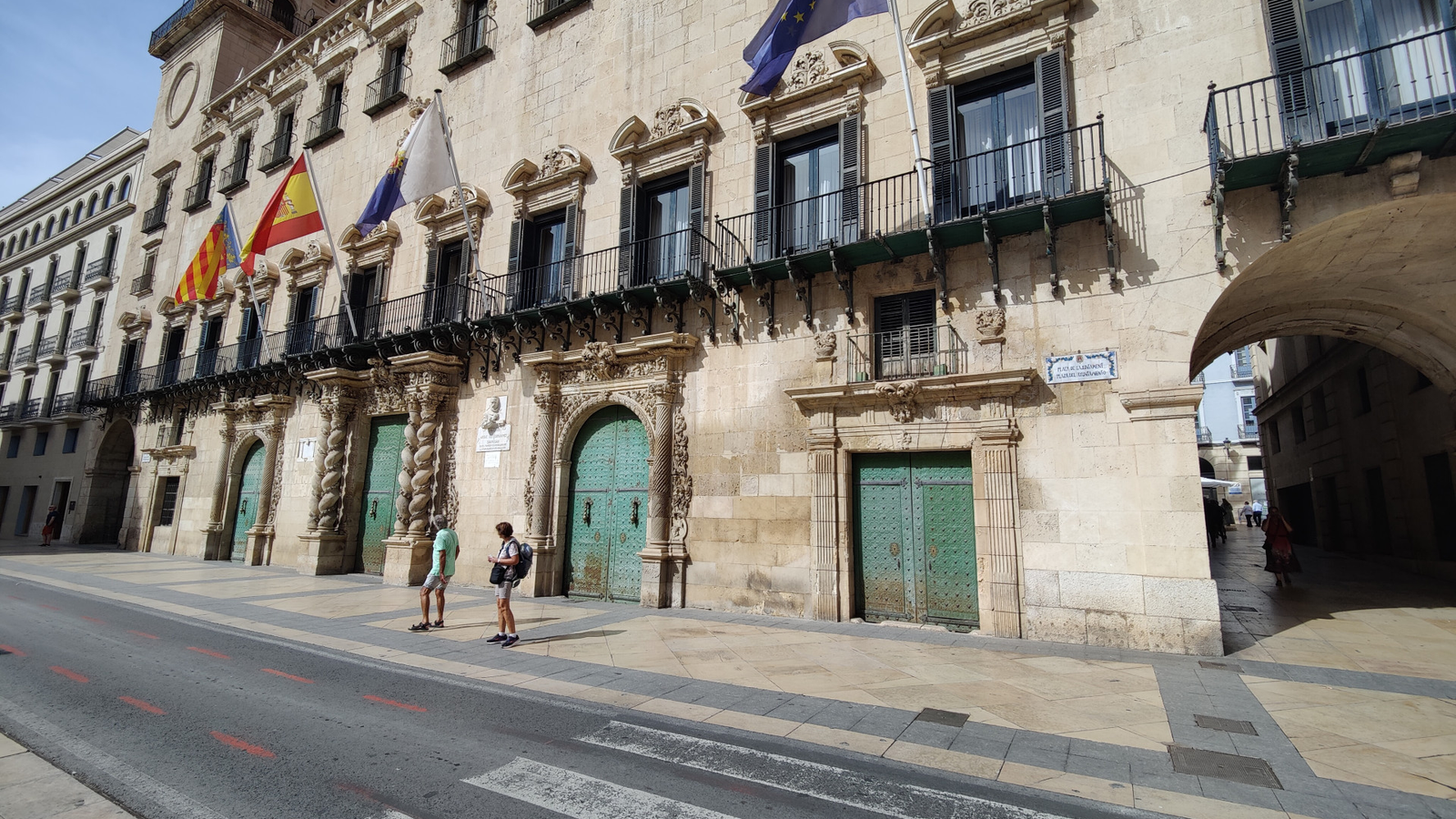 photo of Apartments on Pl. del Carmen, 14, 03002 Alicante, Spain