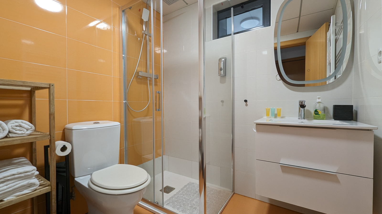 photo of Apartments on Av. del Municipi, 14, 03502 Benidorm, Alicante, Spain