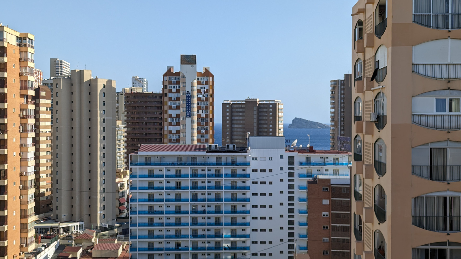 photo of Apartments on Av. Ametlla de Mar, 22, 03503 Benidorm, Alicante, Spain