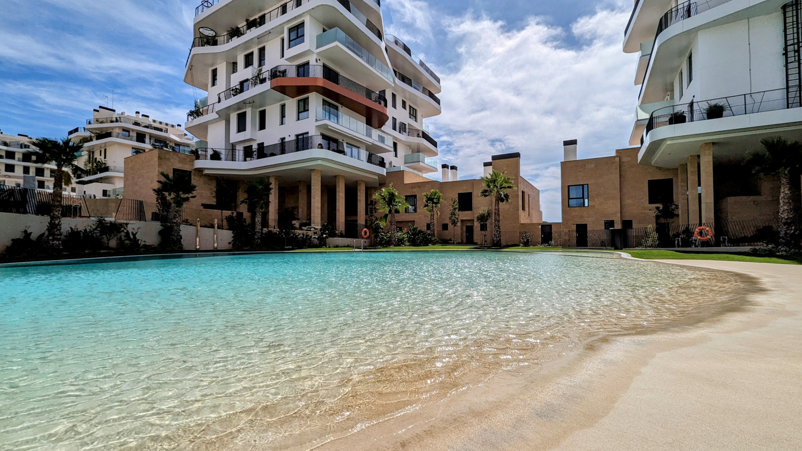 photo of Villa or house on Partida Torres Nte., 21, 03570 Villajoyosa, Alicante, Spain