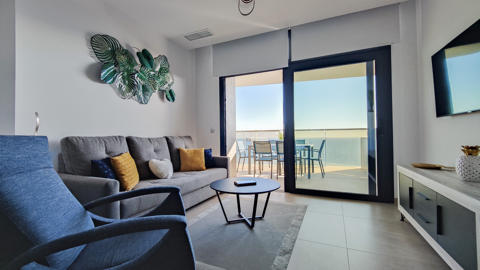 photo of Apartments on Av. de la Armada Española, 18, 03502 Benidorm, Alicante, Spain