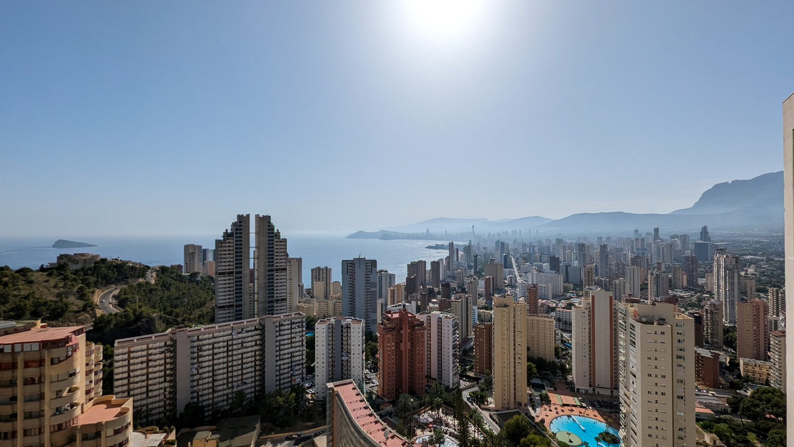 photo of Apartments on Torre Lúgano, C. de Viena, 8, 03503 Benidorm, Alicante, Spain