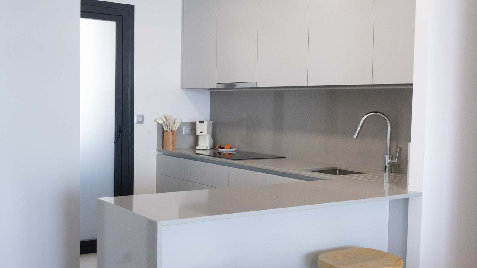 photo of Apartments on C. Brasil, 1, 03502 Benidorm, Alicante, Spain