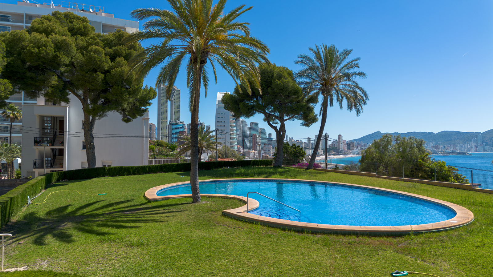 photo of Apartments on Calle Avilés, 10, 03502 Benidorm, Alicante, Spain