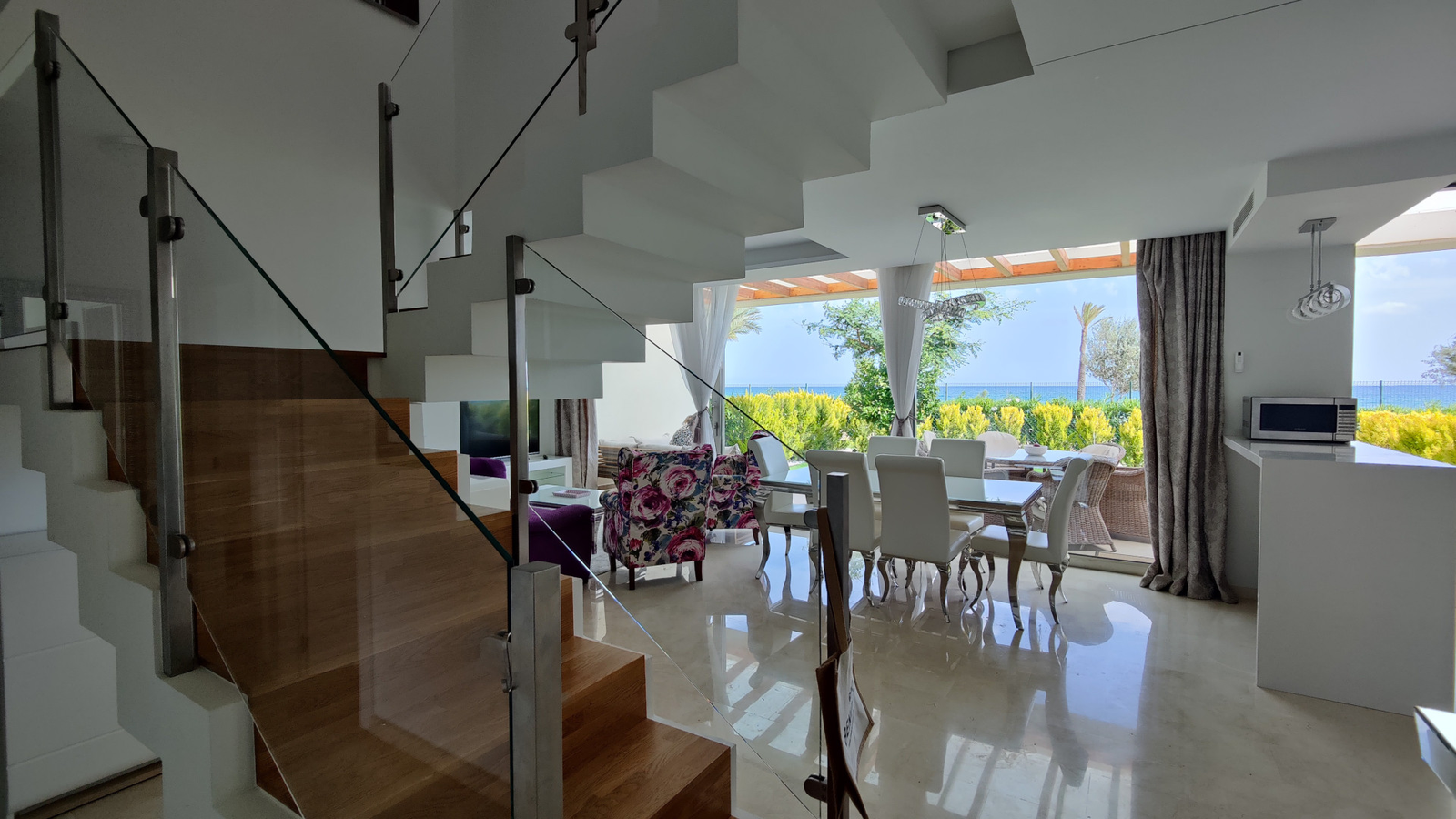 photo of Villa or house on Partida Paraíso, 43, 03570 Villajoyosa, Alicante, Spain