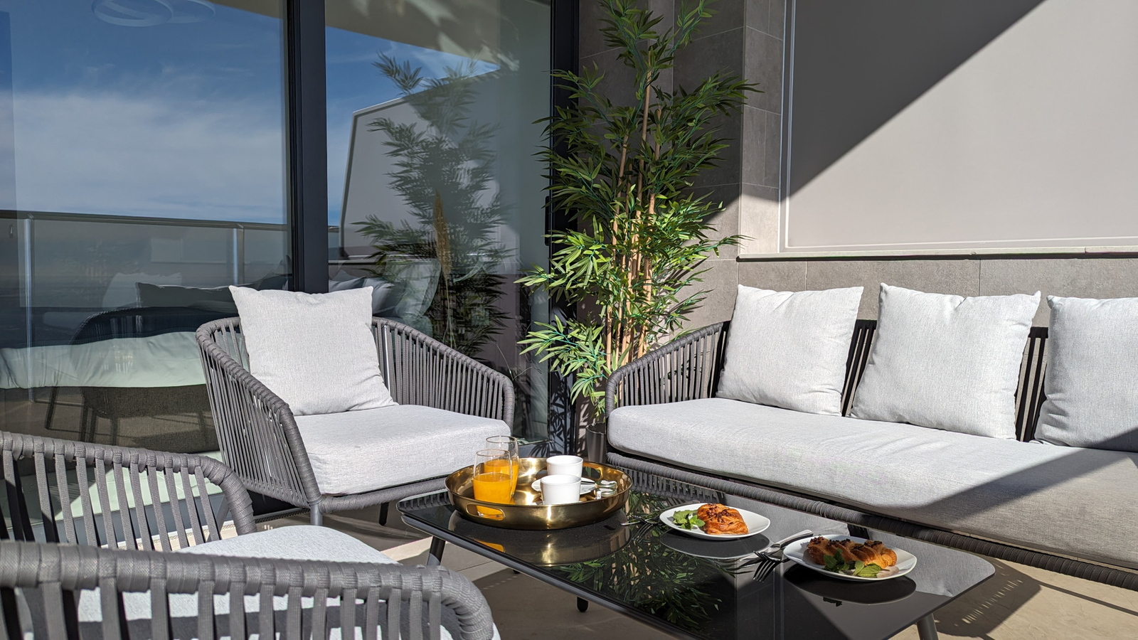 photo of Apartments on Av. República Argentina, 17, 03502 Benidorm, Alicante, Spain