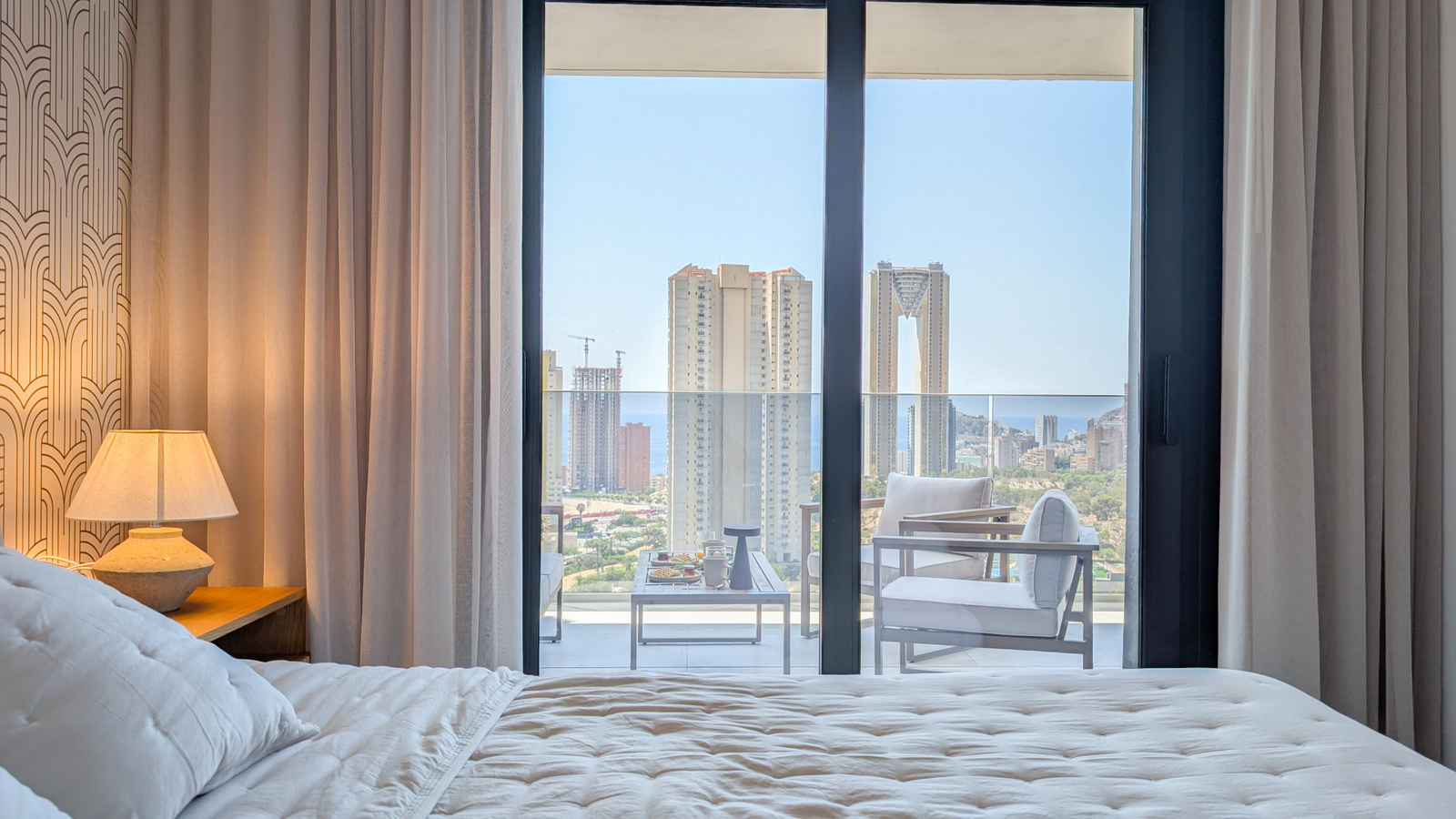 photo of Apartments on Calle Pdte. Adolfo Suárez, 14, 03502 Benidorm, Alicante, Spain