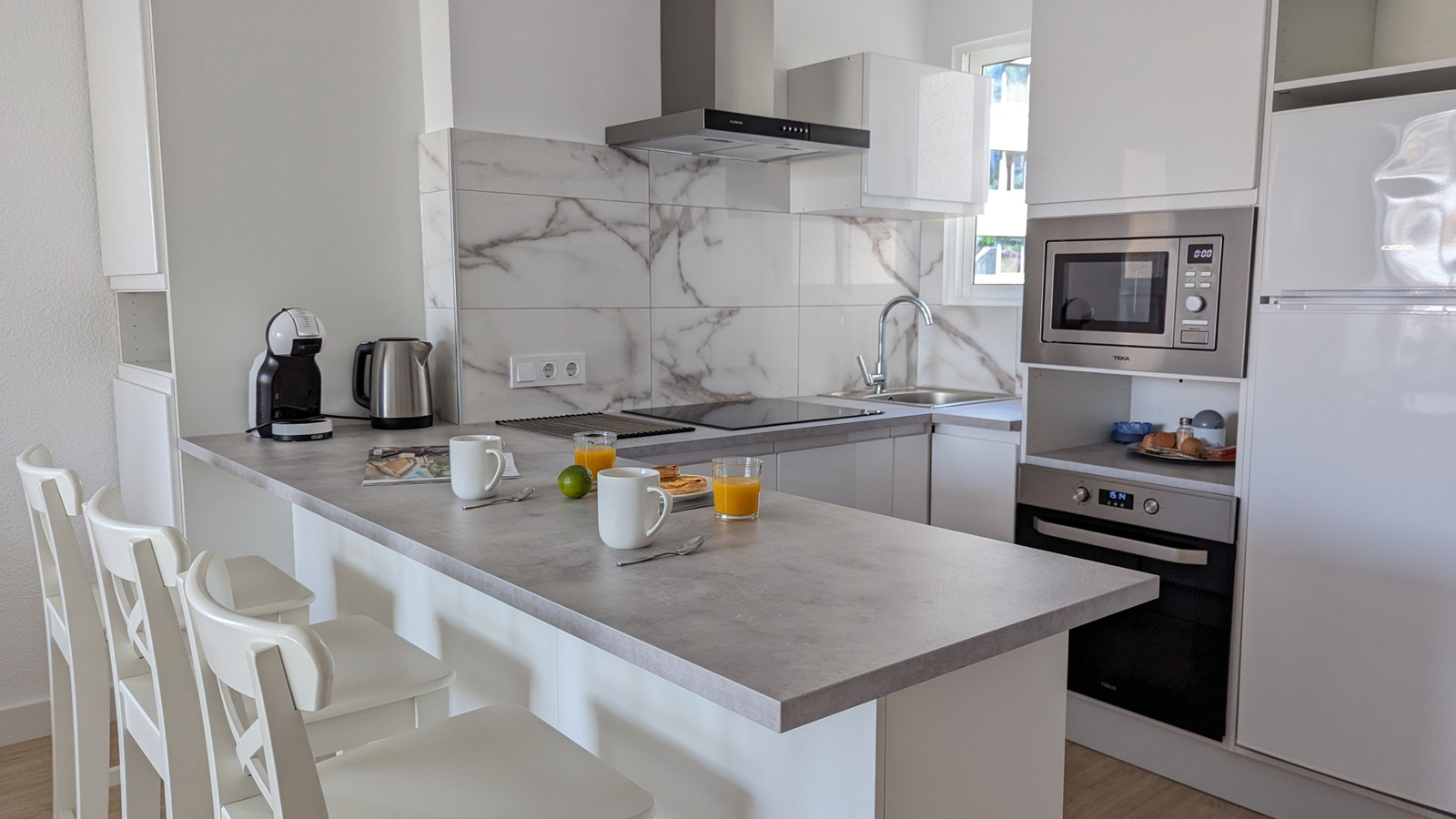 photo of Apartments on C. de Bonn, 4, 03503 Benidorm, Alicante, Spain