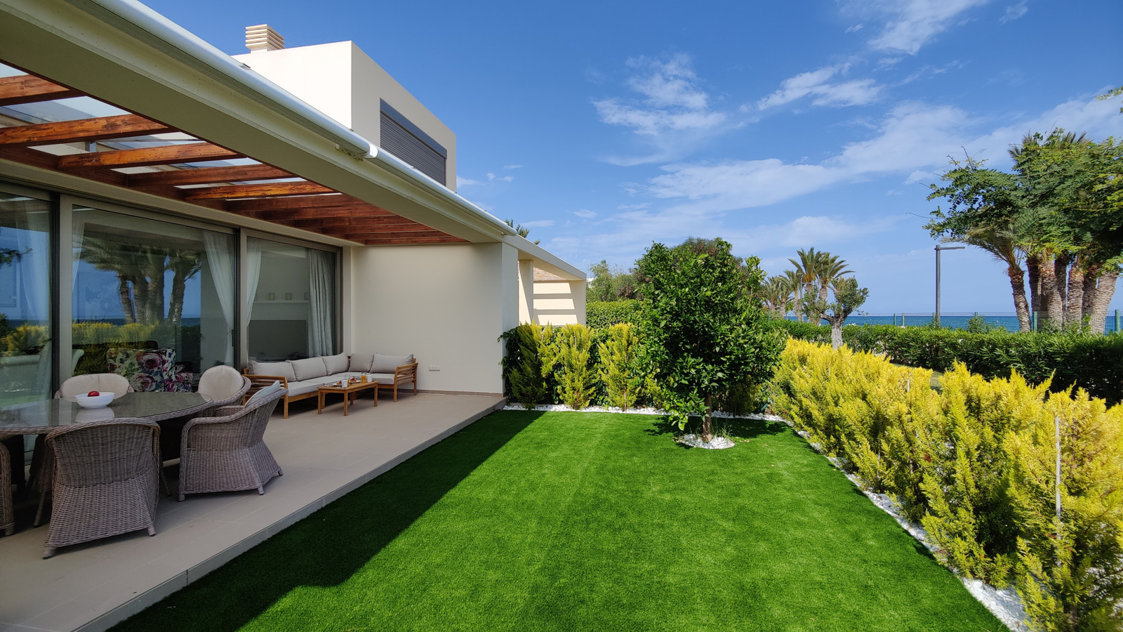photo of Villa or house on Partida Paraíso, 43, 03570 Villajoyosa, Alicante, Spain