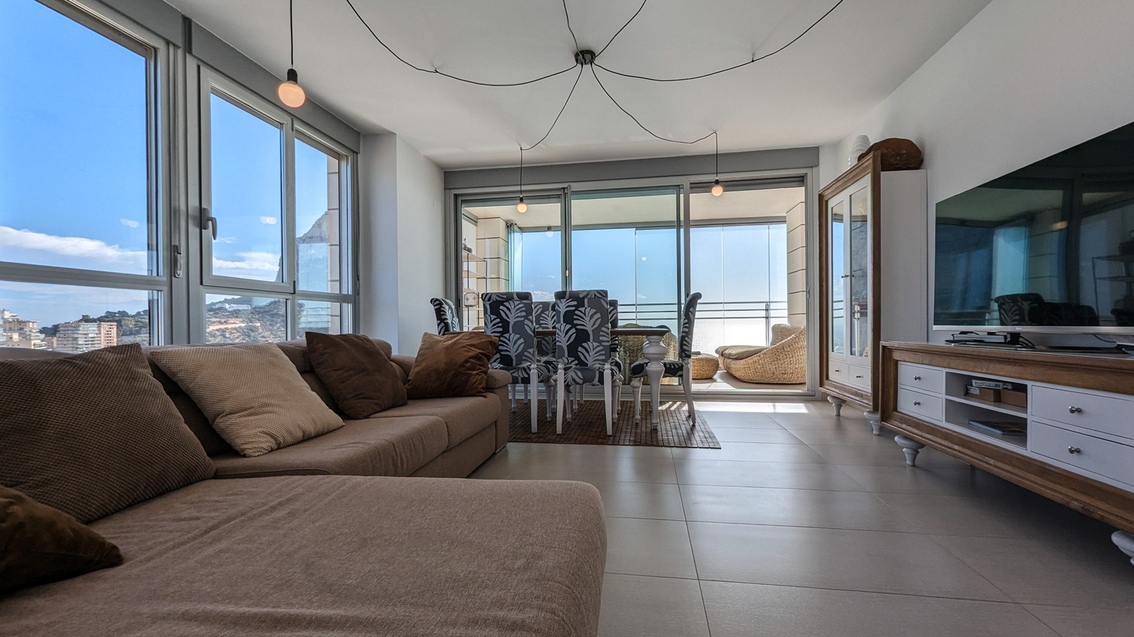 photo of Apartments on P.º Maritimo Playa del Bol, 59, 03710 Calpe, Alicante, Spain