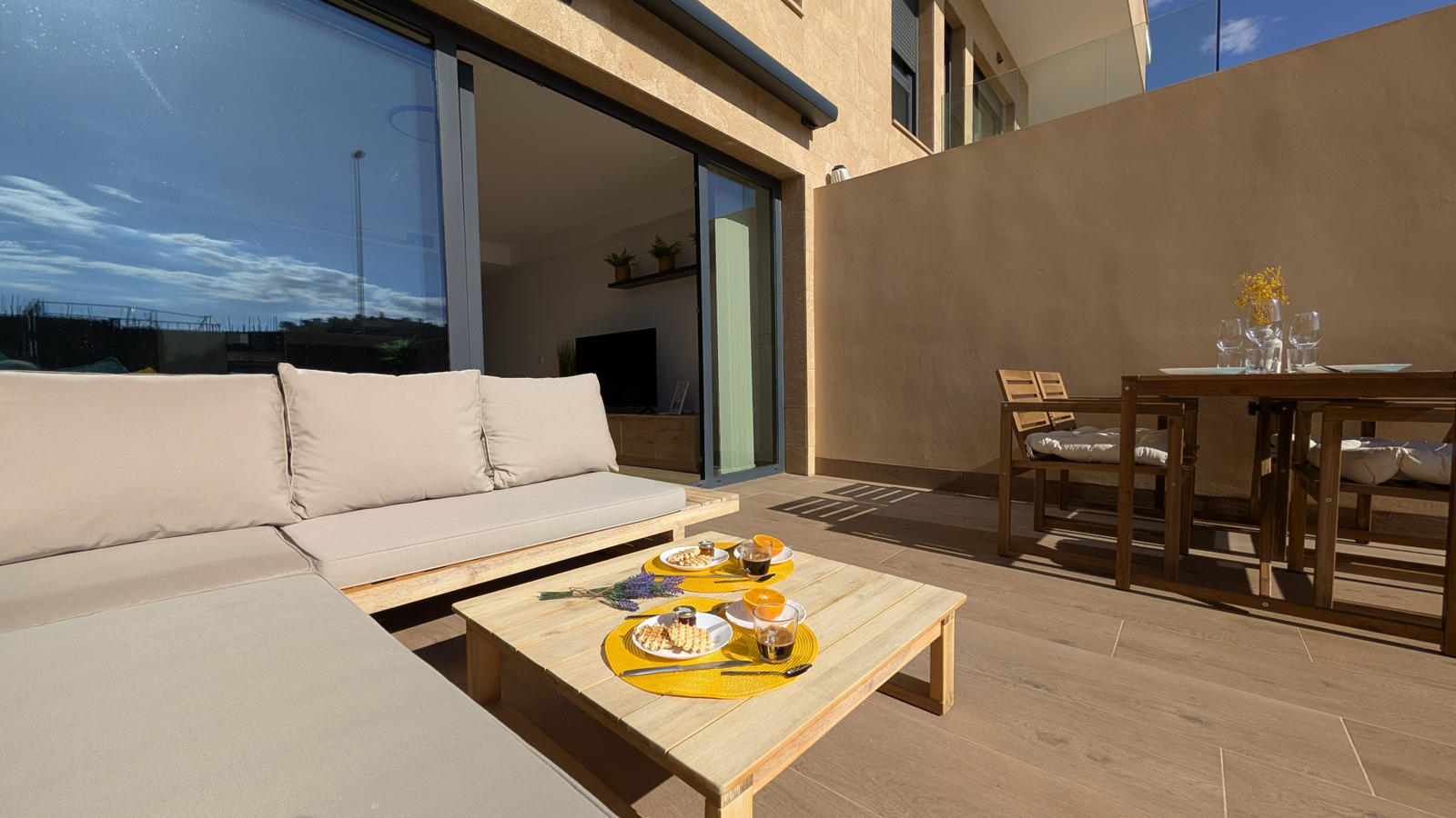 photo of Villa or house on Partida Torres Nte., 21, 03570 Villajoyosa, Alicante, Spain
