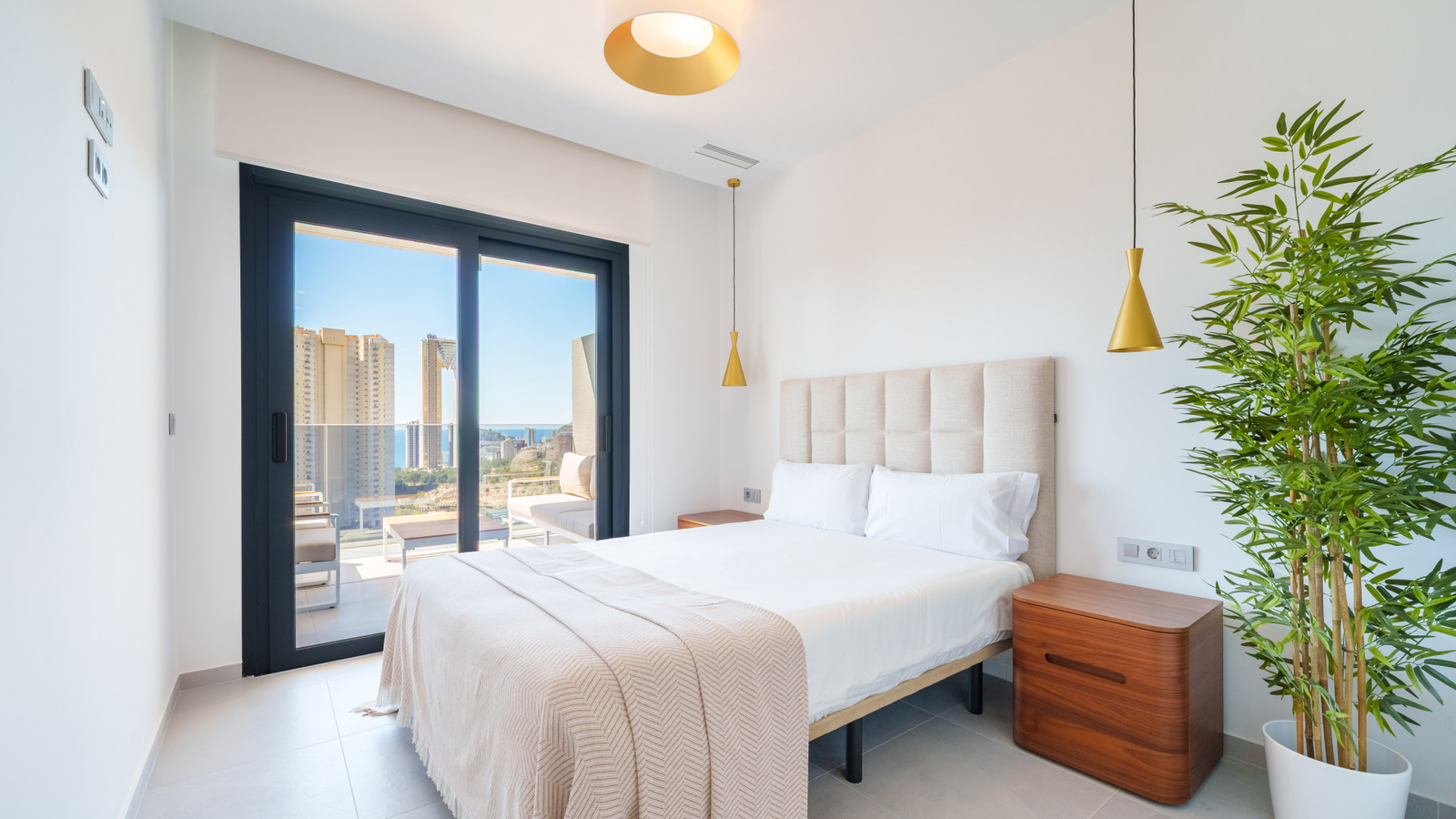 photo of Apartments on Calle Pdte. Adolfo Suárez, 14, 03502 Benidorm, Alicante, Spain