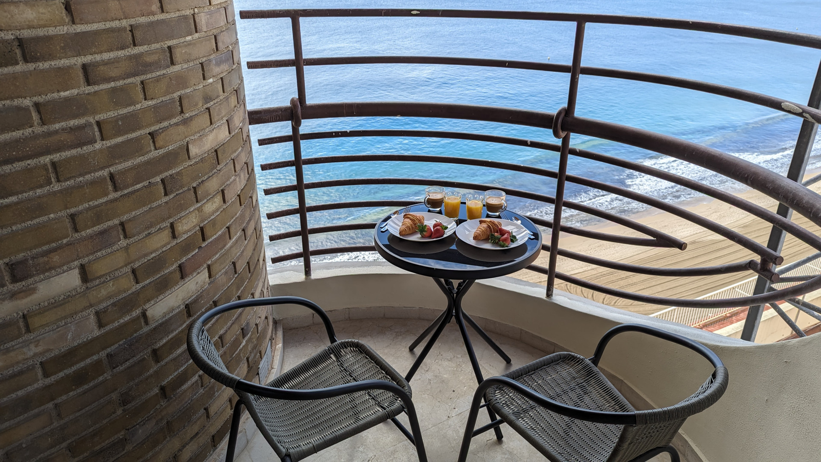 photo of Apartments on Av. de Madrid, 5, 03503 Benidorm, Alicante, Spain